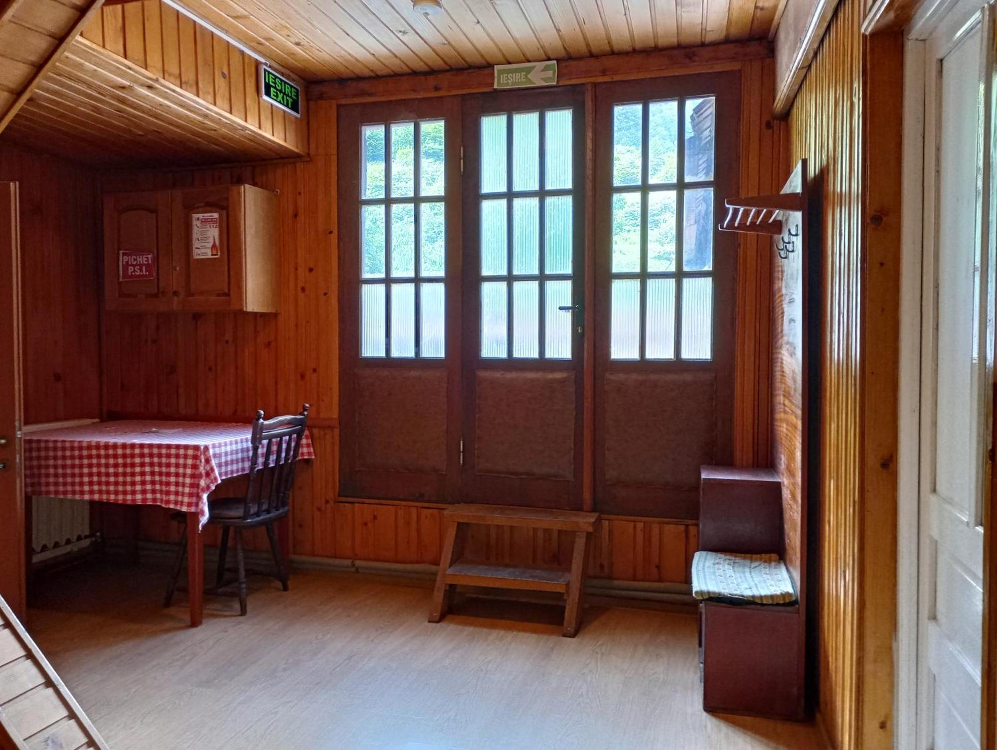 Pensiunea Irina 3 Zarnesti Exterior photo